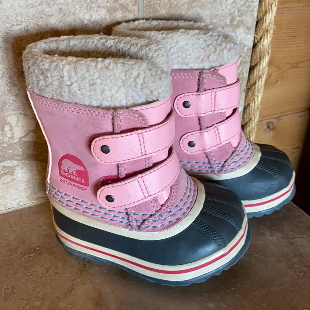Sorel boots toddler size 5
